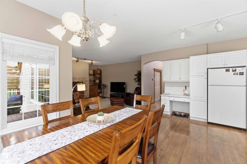 1080 Wedgewood Boulevard Nw, Edmonton, AB - Indoor