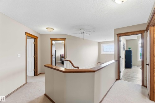 1080 Wedgewood Boulevard Nw, Edmonton, AB - Indoor Photo Showing Other Room