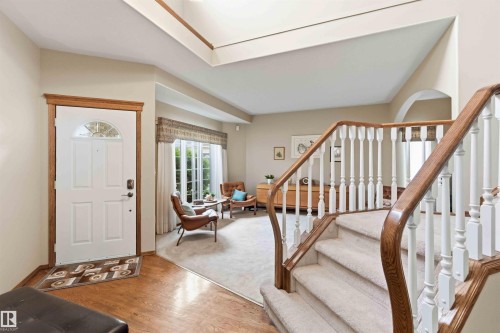 1080 Wedgewood Boulevard Nw, Edmonton, AB - Indoor Photo Showing Other Room