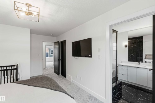 Welcome to #67 230 Edgemont Road NW - #67 230 Edgemont Rd Nw, Edmonton, AB - Indoor Photo Showing Bedroom
