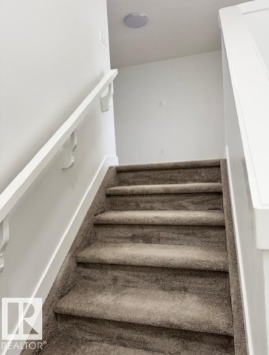 3631 213 Street Nw, Edmonton, AB - Indoor Photo Showing Other Room