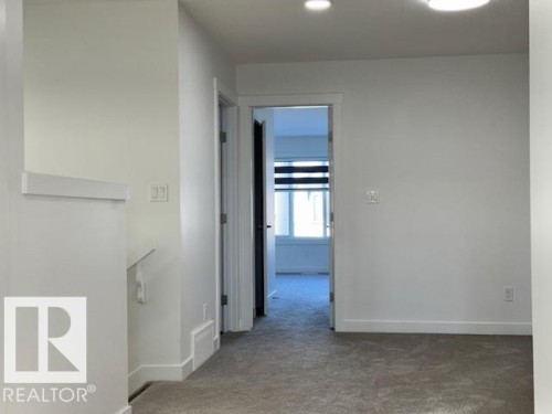 3631 213 Street Nw, Edmonton, AB - Indoor Photo Showing Other Room