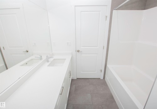 3631 213 Street Nw, Edmonton, AB - Indoor Photo Showing Bathroom