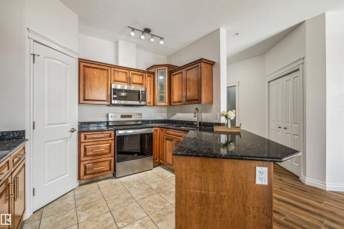 #110 5211 50 St, Stony Plain, AB - Indoor Photo Showing Kitchen