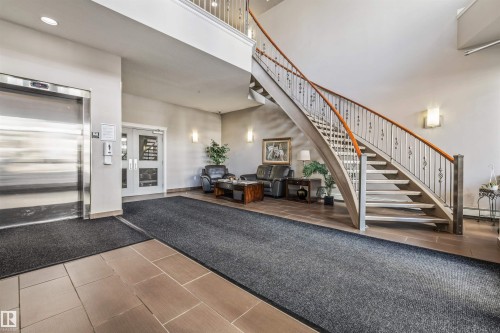#110 5211 50 St, Stony Plain, AB - Indoor Photo Showing Other Room