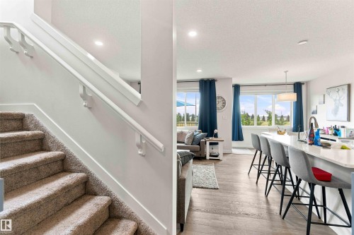 7608 Creighton Place Sw, Edmonton, AB - Indoor Photo Showing Other Room