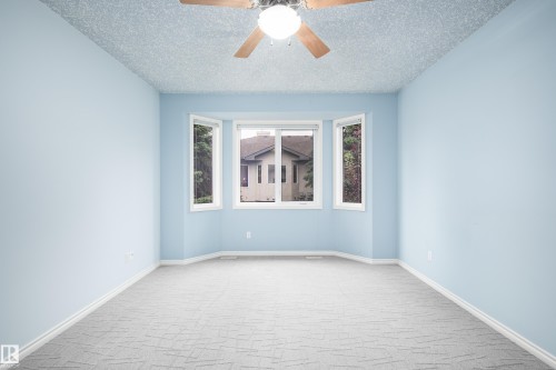 #40 1251 Rutherford Rd Sw, Edmonton, AB - Indoor Photo Showing Other Room