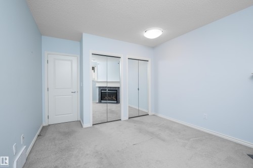 #40 1251 Rutherford Rd Sw, Edmonton, AB - Indoor Photo Showing Other Room