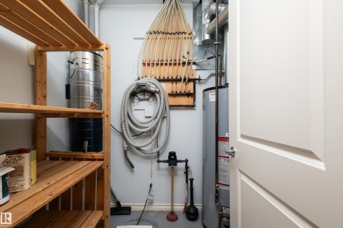 #40 1251 Rutherford Rd Sw, Edmonton, AB - Indoor