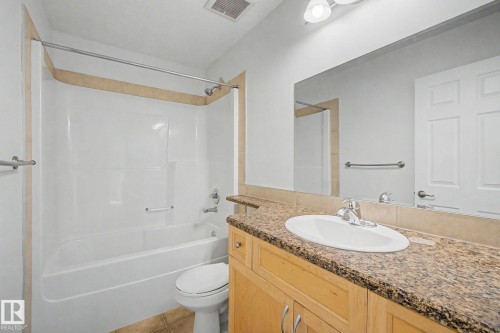 66 Vanessa Avenue, Spruce Grove, AB - Indoor Photo Showing Bathroom
