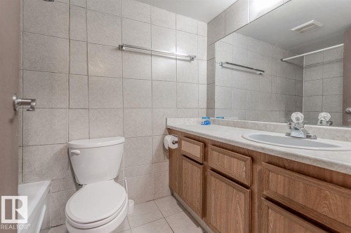 #607 12841 65 St Nw, Edmonton, AB - Indoor Photo Showing Bathroom