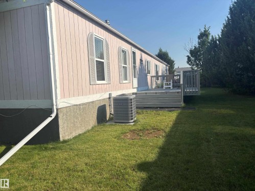 New AC unit (2025) keeps this home cool and comfortable! - 20 Sunset Boulevard, Spruce Grove, AB - Outdoor