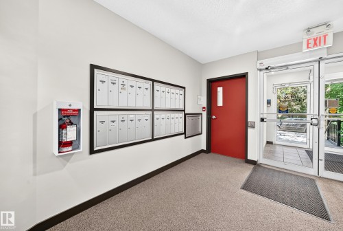 #201 10126 144 St Nw, Edmonton, AB - Indoor Photo Showing Other Room