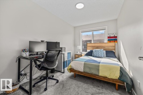 #30 11910 35 Av Sw, Edmonton, AB - Indoor Photo Showing Bedroom