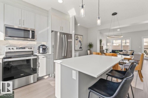#30 11910 35 Av Sw, Edmonton, AB - Indoor Photo Showing Kitchen With Upgraded Kitchen