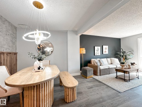 862 Erin Place Nw, Edmonton, AB - Indoor Photo Showing Other Room