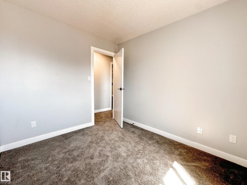 862 Erin Place Nw, Edmonton, AB - Indoor Photo Showing Other Room