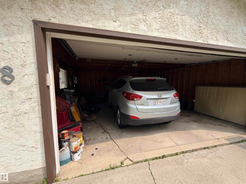 18 Latimer Place, St. Albert, AB -  Photo Showing Garage