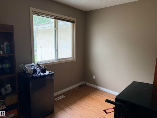 18 Latimer Place, St. Albert, AB - Indoor Photo Showing Other Room