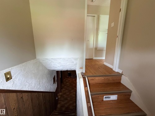 18 Latimer Place, St. Albert, AB - Indoor Photo Showing Other Room
