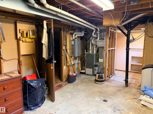 18 Latimer Place, St. Albert, AB - Indoor Photo Showing Basement