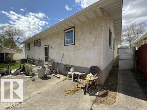 18 Latimer Place, St. Albert, AB - Outdoor With Exterior