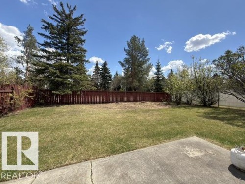18 Latimer Place, St. Albert, AB - Outdoor