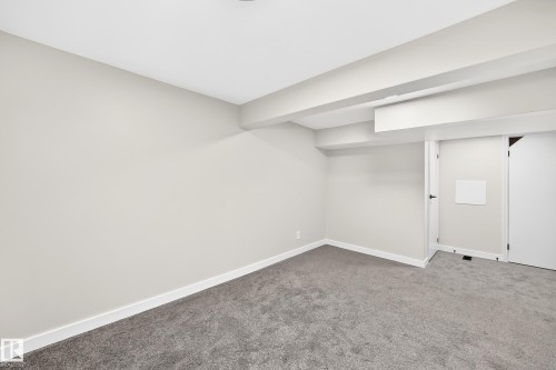 5535 144A Avenue Nw, Edmonton, AB - Indoor Photo Showing Other Room