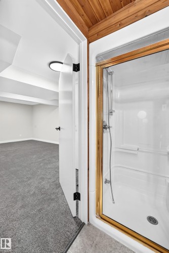 5535 144A Avenue Nw, Edmonton, AB - Indoor Photo Showing Other Room