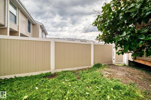5535 144A Avenue Nw, Edmonton, AB - Outdoor