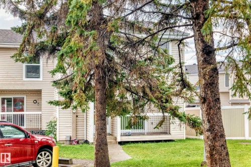 5535 144A Avenue Nw, Edmonton, AB - Outdoor