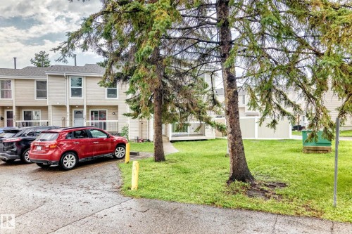 5535 144A Avenue Nw, Edmonton, AB - Outdoor