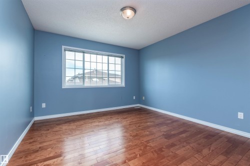 #22 11105 9 Av Nw, Edmonton, AB - Indoor Photo Showing Other Room