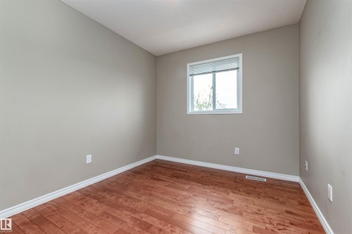 #22 11105 9 Av Nw, Edmonton, AB - Indoor Photo Showing Other Room