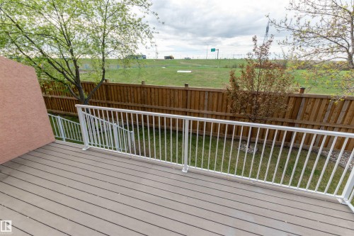 #22 11105 9 Av Nw, Edmonton, AB - Outdoor