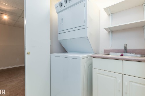 #22 11105 9 Av Nw, Edmonton, AB - Indoor Photo Showing Laundry Room
