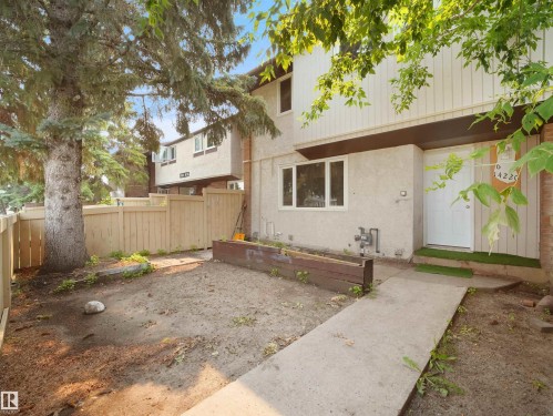 #6 14220 80 St Nw, Edmonton, AB - Outdoor