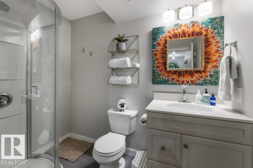 99 Juneau Way, St. Albert, AB - Indoor Photo Showing Bathroom