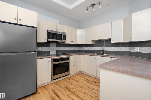 Main Floor - #108 10933 82 Av Nw, Edmonton, AB - Indoor Photo Showing Kitchen