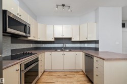 Main Level - 