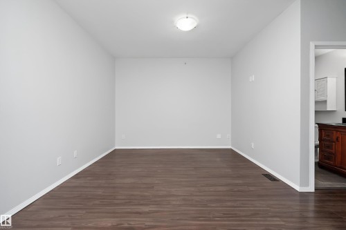 Upper Floor - #108 10933 82 Av Nw, Edmonton, AB - Indoor Photo Showing Other Room