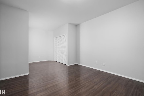 Upper Floor - #108 10933 82 Av Nw, Edmonton, AB - Indoor Photo Showing Other Room