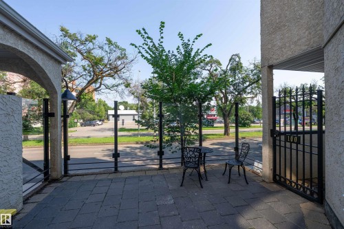 #108 10933 82 Av Nw, Edmonton, AB - Outdoor