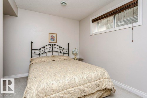 96 Eastgate Way, St. Albert, AB - Indoor Photo Showing Bedroom