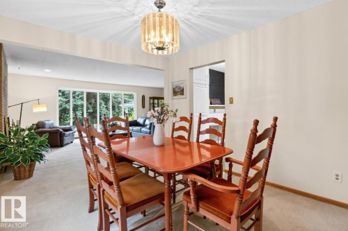 12636 52 Avenue Nw, Edmonton, AB - Indoor Photo Showing Dining Room