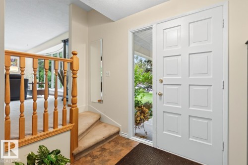 12636 52 Avenue Nw, Edmonton, AB - Indoor Photo Showing Other Room