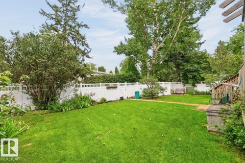 12636 52 Avenue Nw, Edmonton, AB - Outdoor