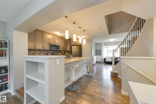 1241 Chappelle Boulevard Sw, Edmonton, AB - Indoor Photo Showing Kitchen With Upgraded Kitchen