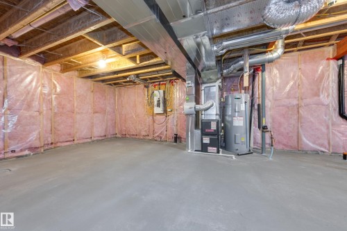 1241 Chappelle Boulevard Sw, Edmonton, AB - Indoor Photo Showing Basement