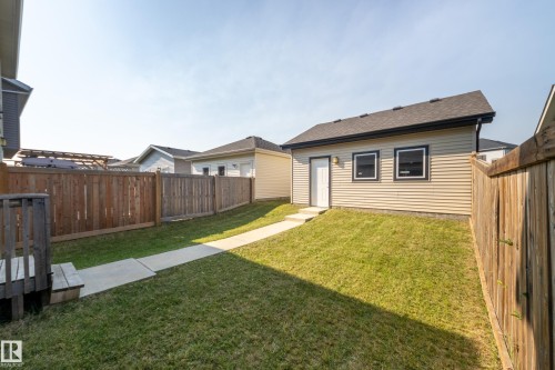 1241 Chappelle Boulevard Sw, Edmonton, AB - Outdoor